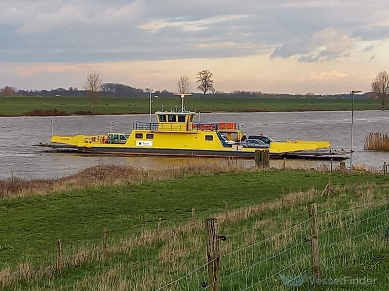 bergsche maas 8 (Passenger ship) - IMO , MMSI 244770446, Call Sign PD5857 under the flag of Netherlands