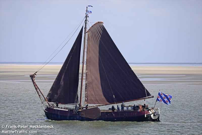 balder (Passenger ship) - IMO , MMSI 244710933, Call Sign PH9235 under the flag of Netherlands