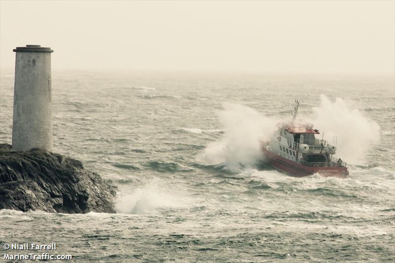 island discovery (Passenger ship) - IMO , MMSI 250000017, Call Sign EISQ under the flag of Ireland