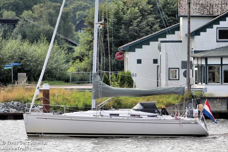 silver (Sailing vessel) - IMO , MMSI 244615417, Call Sign PF5737 under the flag of Netherlands