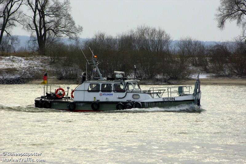 peilboot stern (Tug) - IMO , MMSI 211558560, Call Sign DA5044 under the flag of Germany