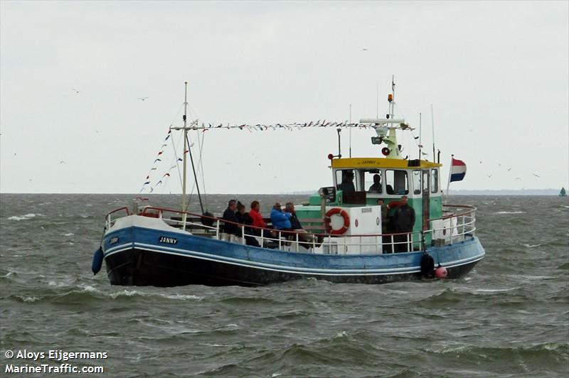 janny (Passenger ship) - IMO , MMSI 244690422, Call Sign PF7275 under the flag of Netherlands