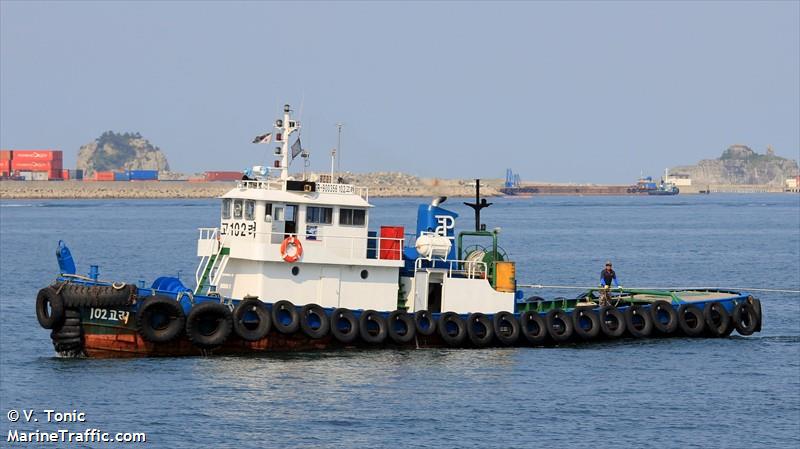 102 ko ryo ho (Tug) - IMO , MMSI 440115910, Call Sign D8SE under the flag of Korea