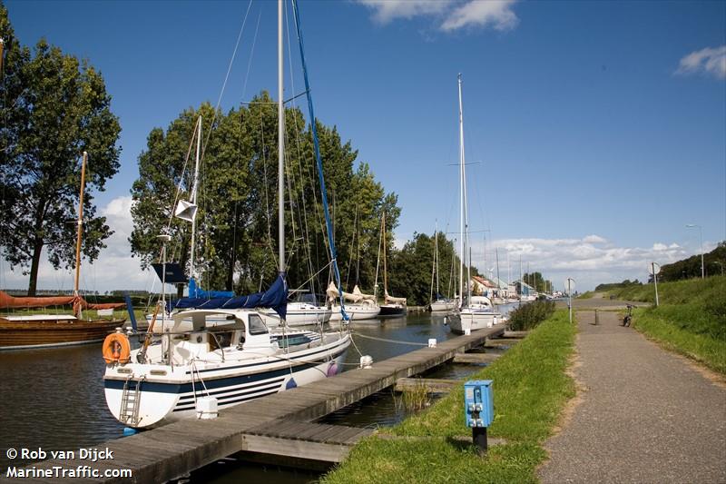 moby dick (Sailing vessel) - IMO , MMSI 244690732, Call Sign PG5906 under the flag of Netherlands