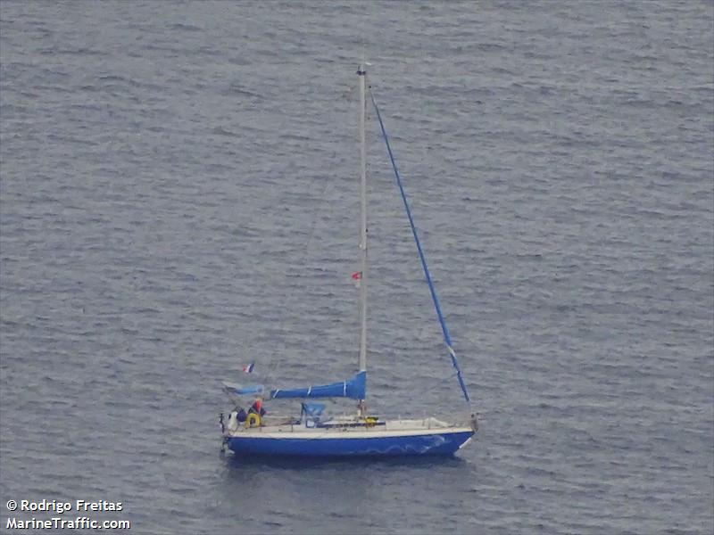 a cappella (Sailing vessel) - IMO , MMSI 227129060, Call Sign FT9456 under the flag of France