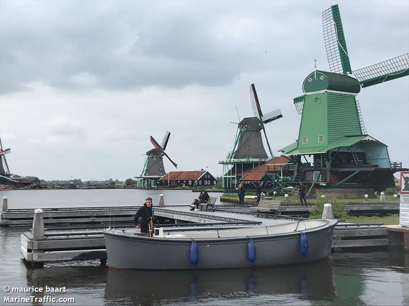 dutch boat tours 2 (Passenger ship) - IMO , MMSI 244005688, Call Sign PF9636 under the flag of Netherlands