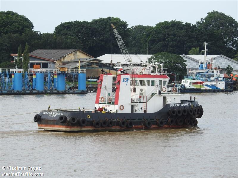 tanjung bahari 16 (Tug) - IMO , MMSI 525015986 under the flag of Indonesia