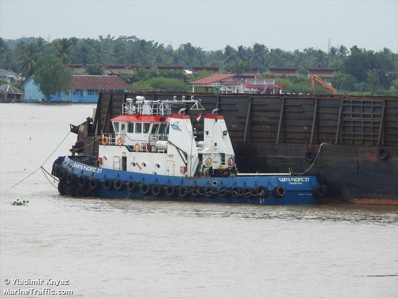 karya pacific 37 (Tug) - IMO , MMSI 525022399 under the flag of Indonesia