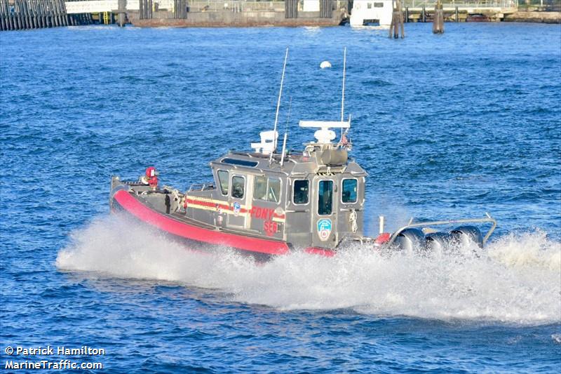 fdny se6 (SAR) - IMO , MMSI 367531680 under the flag of United States (USA)