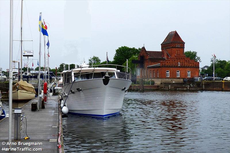 integrity (Pleasure craft) - IMO , MMSI 244660289, Call Sign PB9469 under the flag of Netherlands