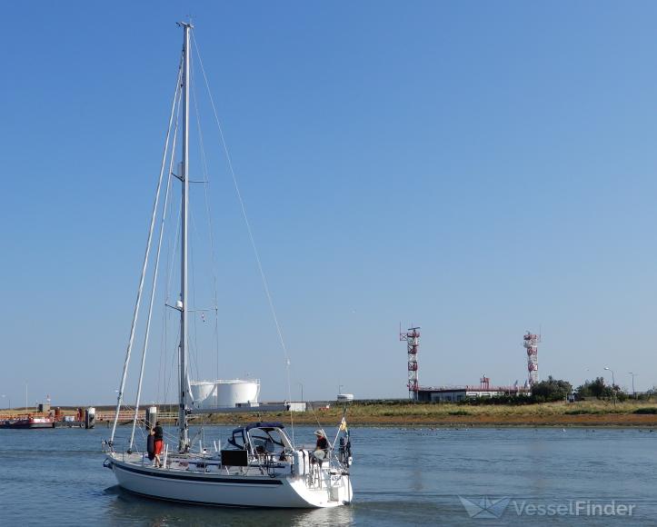 azelia (Pleasure craft) - IMO , MMSI 265728950, Call Sign 8SY3811 under the flag of Sweden