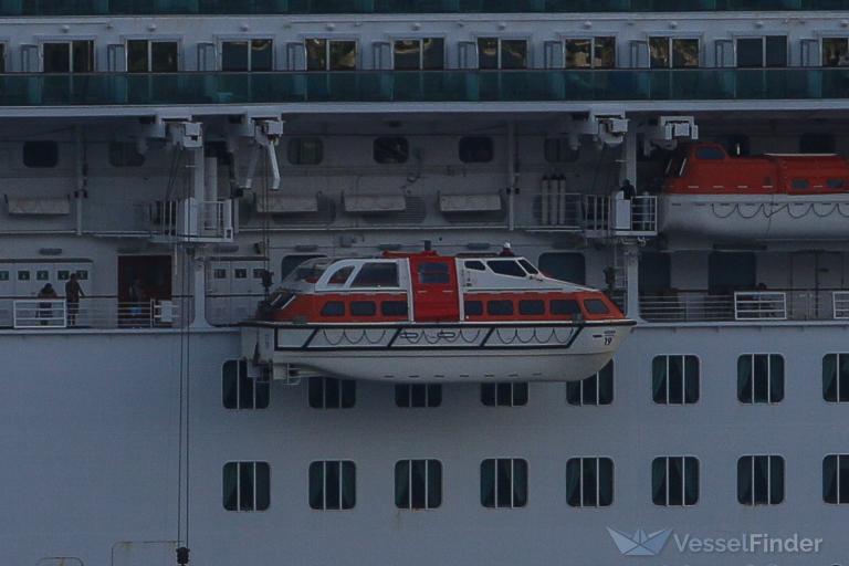 azura tender 19 (Passenger ship) - IMO , MMSI 310610040, Call Sign ZCEE2 under the flag of Bermuda