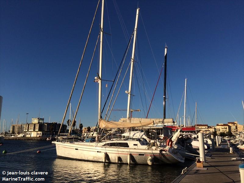 uyuni (Sailing vessel) - IMO , MMSI 227014650, Call Sign FGG4468 under the flag of France