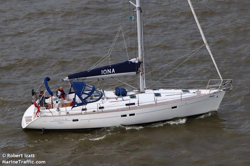 iona of hamble (Sailing vessel) - IMO , MMSI 235000546, Call Sign ZQUR4 under the flag of United Kingdom (UK)