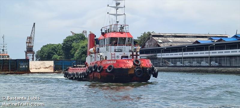 tb.llb sukses 8 (Tug) - IMO , MMSI 525021081, Call Sign YD3984 under the flag of Indonesia