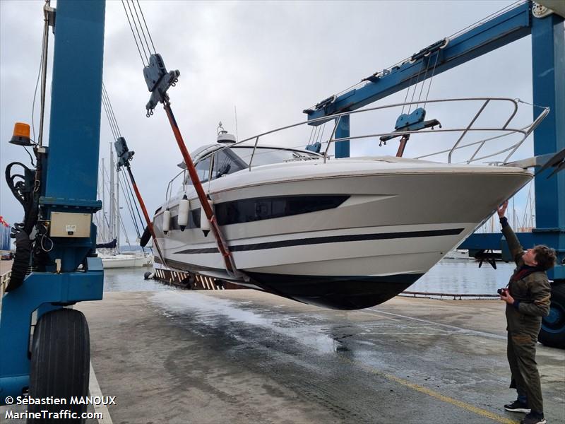 bastinefaru (Pleasure craft) - IMO , MMSI 227852030 under the flag of France