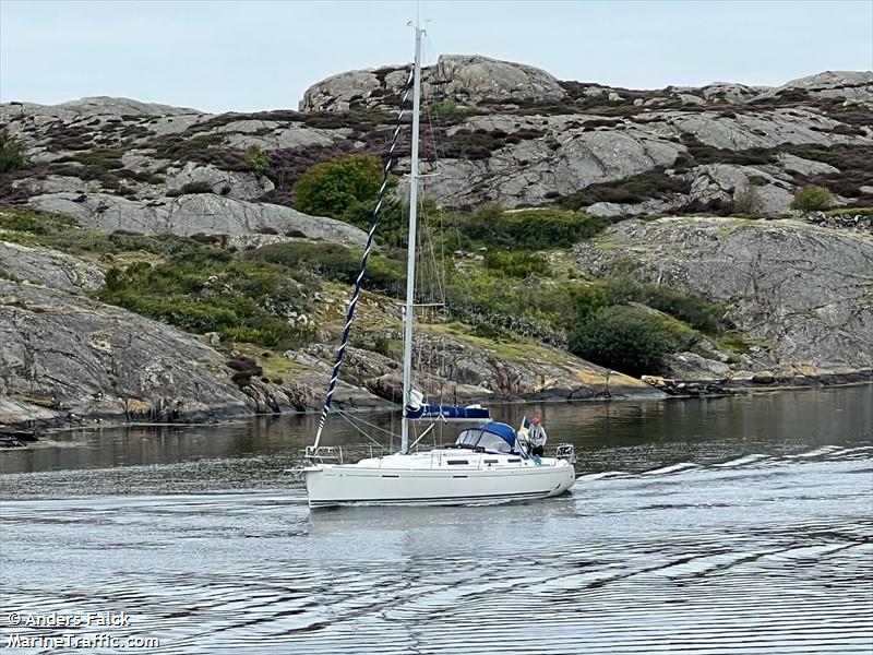 salsa (Pleasure craft) - IMO , MMSI 265772110, Call Sign SF2409 under the flag of Sweden