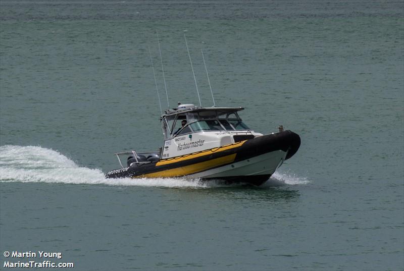 harbourmaster 6 (Pilot) - IMO , MMSI 512003946, Call Sign ZMU2156 under the flag of New Zealand