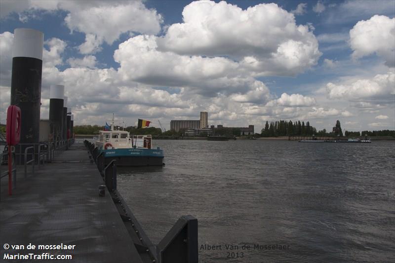 spring (Passenger ship) - IMO , MMSI 205380890, Call Sign OT3808 under the flag of Belgium