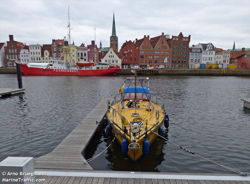 sy cih (Sailing vessel) - IMO , MMSI 211507820, Call Sign DGCH under the flag of Germany