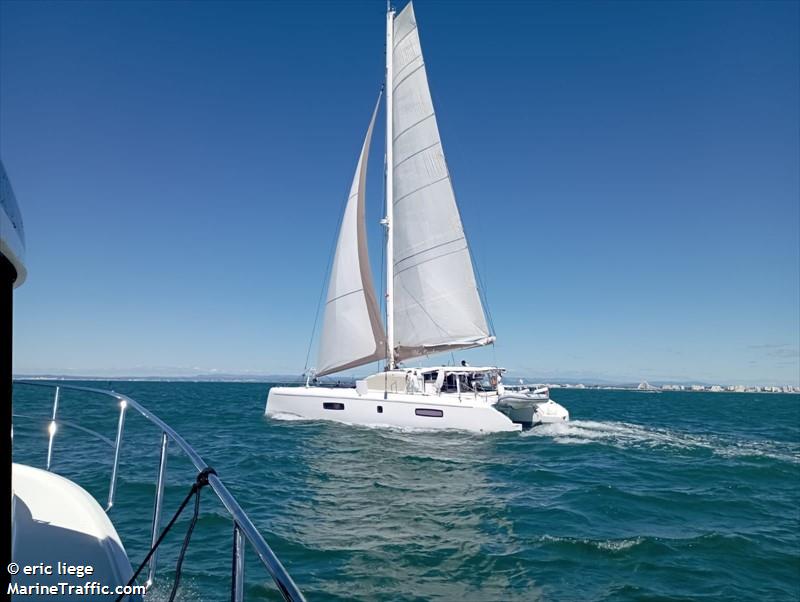 blue orialine (Sailing vessel) - IMO , MMSI 269109960 under the flag of Switzerland