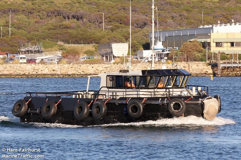 seahorse parma (Tug) - IMO , MMSI 503100760 under the flag of Australia