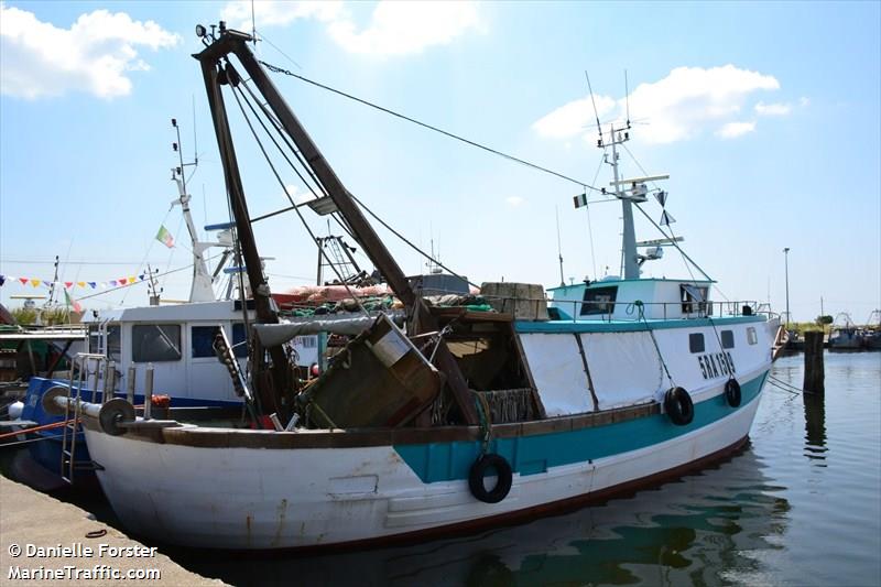 sarina (Fishing vessel) - IMO , MMSI 247072380, Call Sign IMTS under the flag of Italy