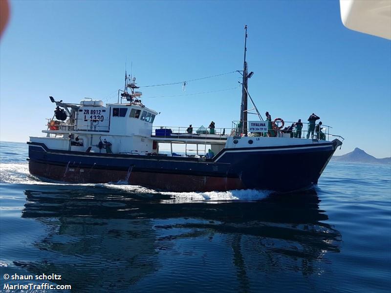 tiyalina (Fishing vessel) - IMO , MMSI 601151600, Call Sign ZR8912 under the flag of South Africa