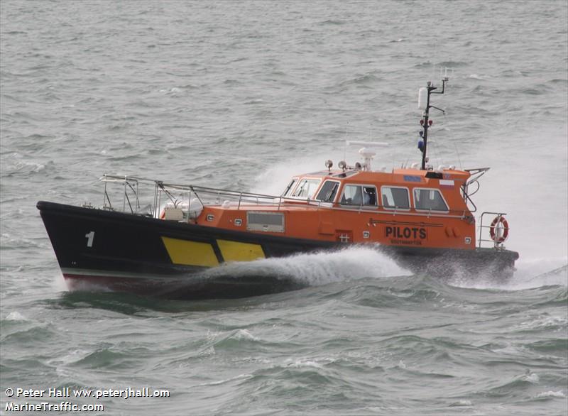 pilot vessel hamwic (Pilot) - IMO , MMSI 235012119, Call Sign MBJS9 under the flag of United Kingdom (UK)