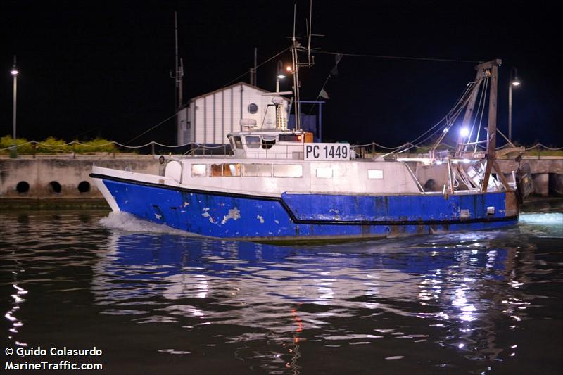 bacone (Fishing vessel) - IMO , MMSI 247102380, Call Sign IPMY under the flag of Italy