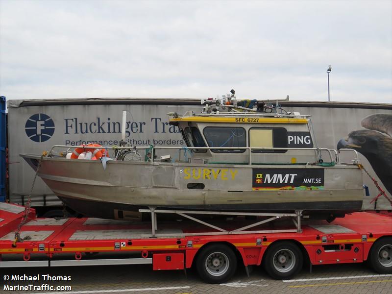 ping (Dredging or UW ops) - IMO , MMSI 265528820, Call Sign SFC6727 under the flag of Sweden