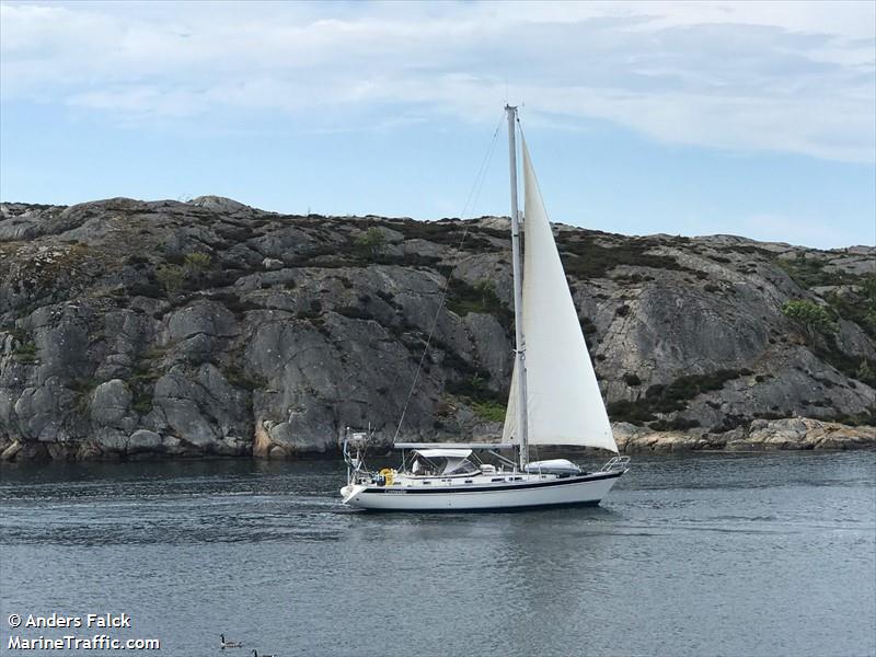 comedie (Sailing vessel) - IMO , MMSI 265597090, Call Sign SFC8138 under the flag of Sweden