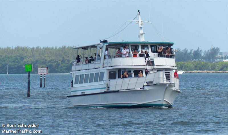 island lady (Passenger ship) - IMO , MMSI 367014880, Call Sign WAH8109 under the flag of United States (USA)