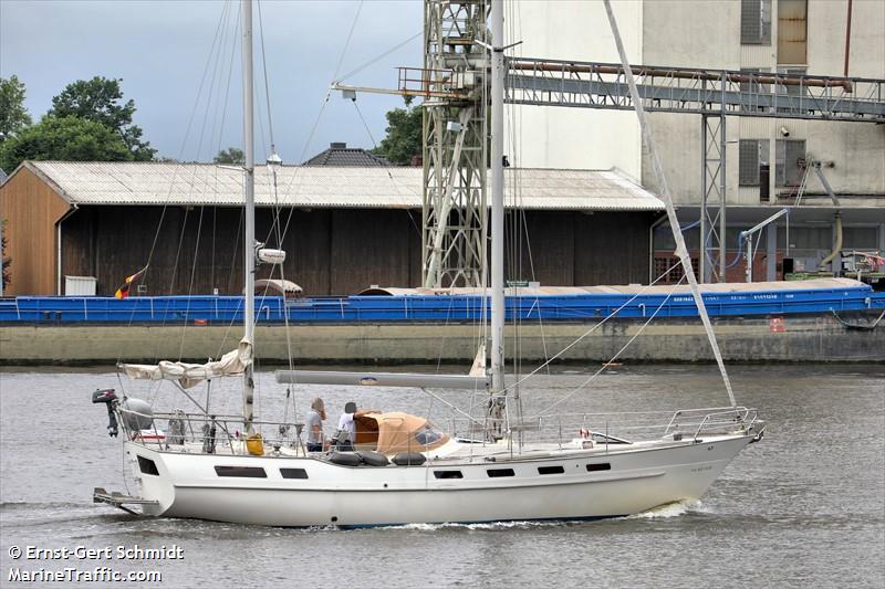 une belle vieille (Sailing vessel) - IMO , MMSI 211145730, Call Sign DH2935 under the flag of Germany