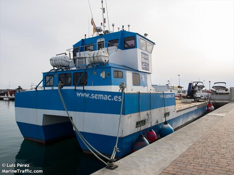 semac (Diving ops) - IMO , MMSI 224133370, Call Sign EA7755 under the flag of Spain