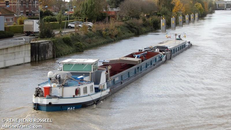 mac (Cargo ship) - IMO , MMSI 226002130, Call Sign FM4178 under the flag of France