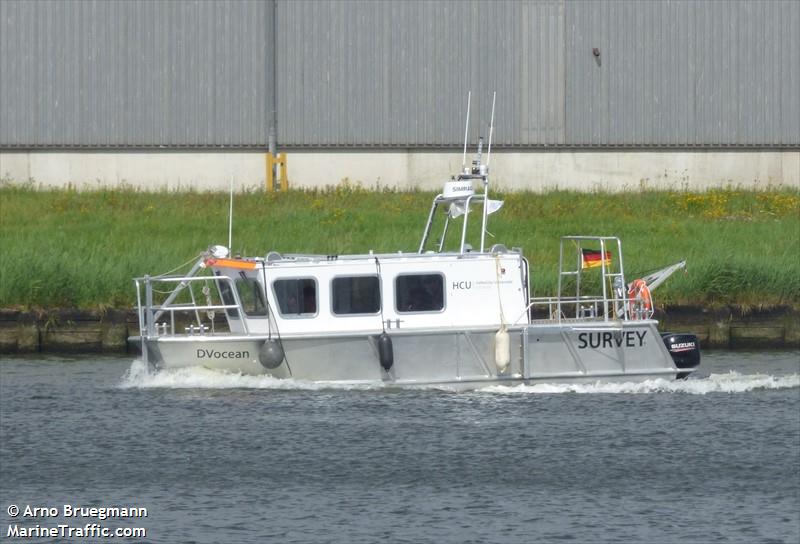 dvocean (Dredging or UW ops) - IMO , MMSI 211250190, Call Sign DF2965 under the flag of Germany