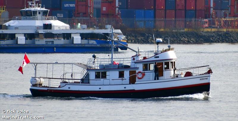 gikumi (Passenger ship) - IMO , MMSI 316003895, Call Sign VY6580 under the flag of Canada