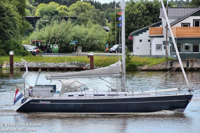 oceans4 (Pleasure craft) - IMO , MMSI 244210063, Call Sign PG8901 under the flag of Netherlands