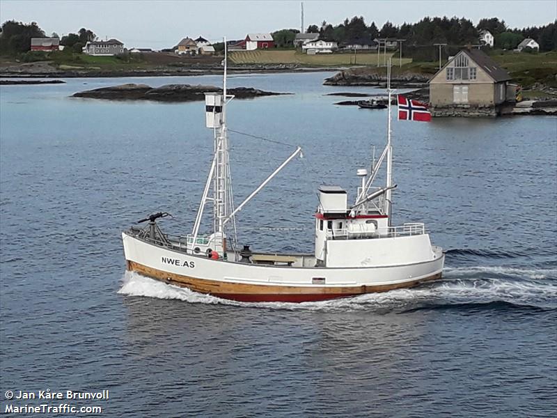 lyngoy (Passenger ship) - IMO , MMSI 257009120, Call Sign LDOW under the flag of Norway