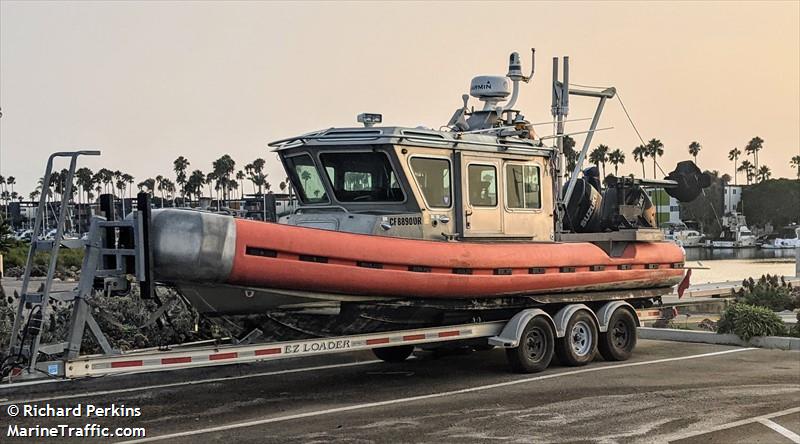 sv rapid (Dredging or UW ops) - IMO , MMSI 338357651 under the flag of USA