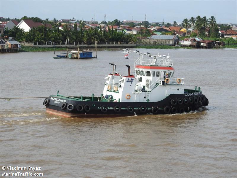 tanjung bahari 32 (Tug) - IMO , MMSI 525101739