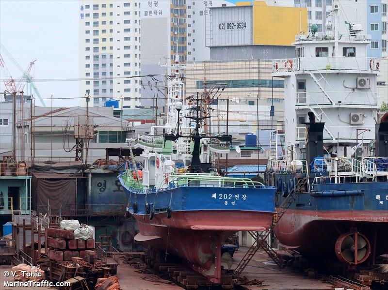 202yeonchang (Fishing vessel) - IMO , MMSI 440106710, Call Sign 327DS under the flag of Korea