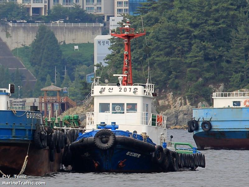 207 sung shin (Tug) - IMO , MMSI 440134820, Call Sign LEN0LEN under the flag of Korea