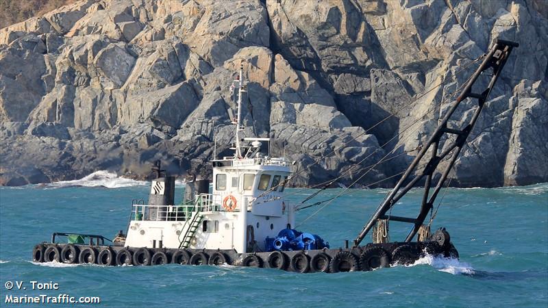 han yang a361 ho (Towing vessel) - IMO , MMSI 440309320, Call Sign 922432 under the flag of Korea