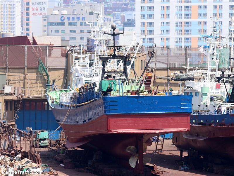 101 hae geum (Fishing vessel) - IMO , MMSI 440722000, Call Sign DTFT under the flag of Korea