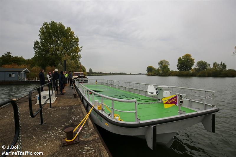 green wave (Cargo ship) - IMO , MMSI 244191358, Call Sign PH2297 under the flag of Netherlands