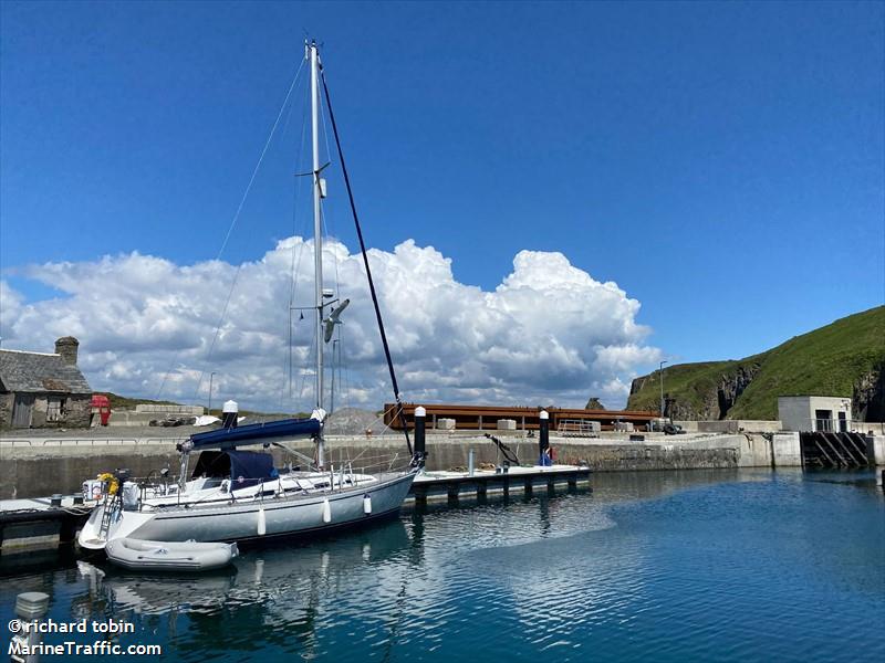 isabella (Sailing vessel) - IMO , MMSI 235077121, Call Sign 2CZS6 under the flag of United Kingdom (UK)