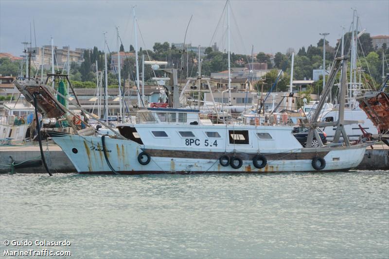 fantastico (Fishing vessel) - IMO , MMSI 247103330, Call Sign IUHY under the flag of Italy