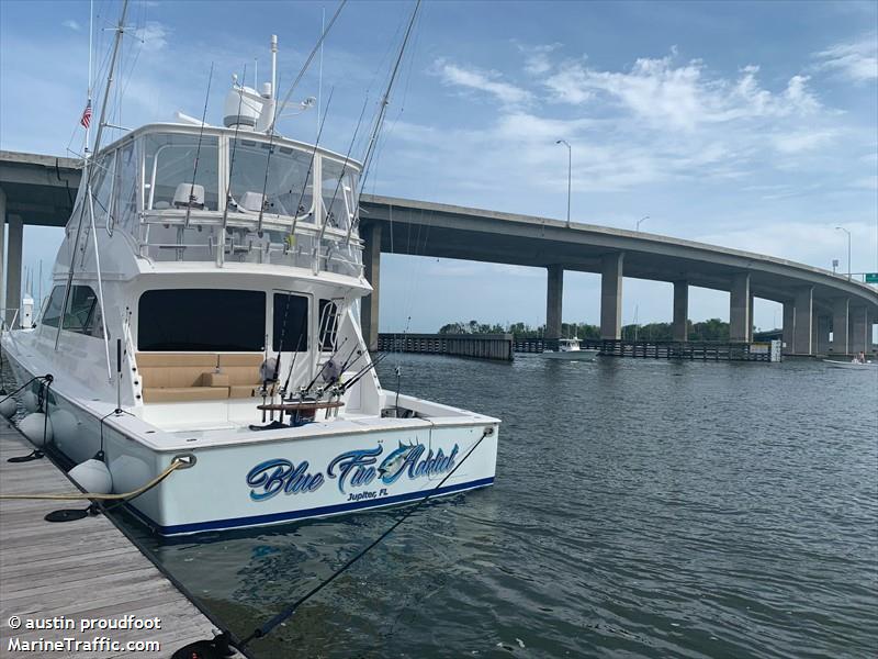 blue fin addict (Pleasure craft) - IMO , MMSI 338369036 under the flag of USA